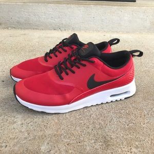 Nike Air Max Thea Women’s Size 7.5